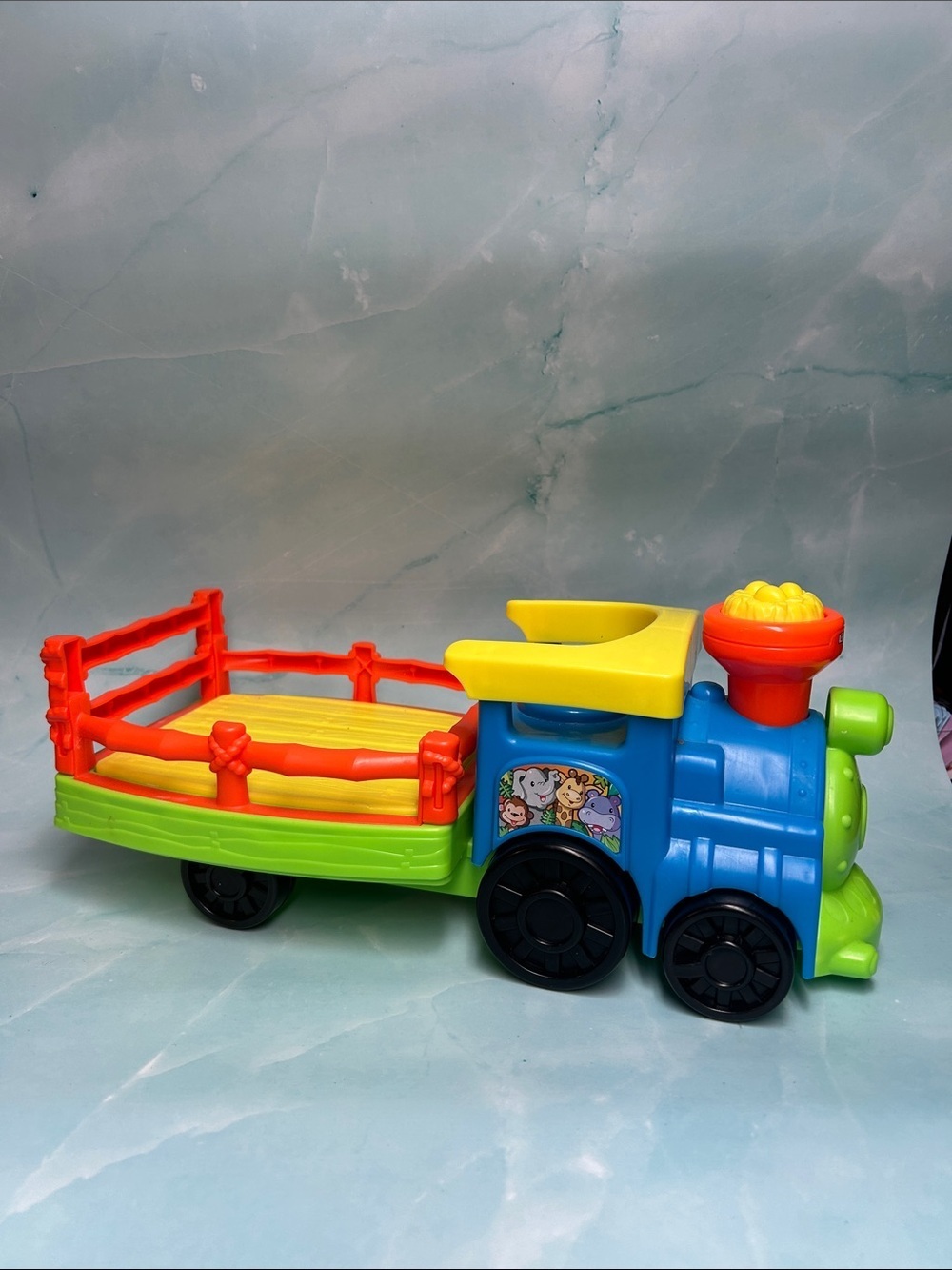 Fisher Price Little People Choo Choo Zoo Train Musical Toy Figure Playset 2014